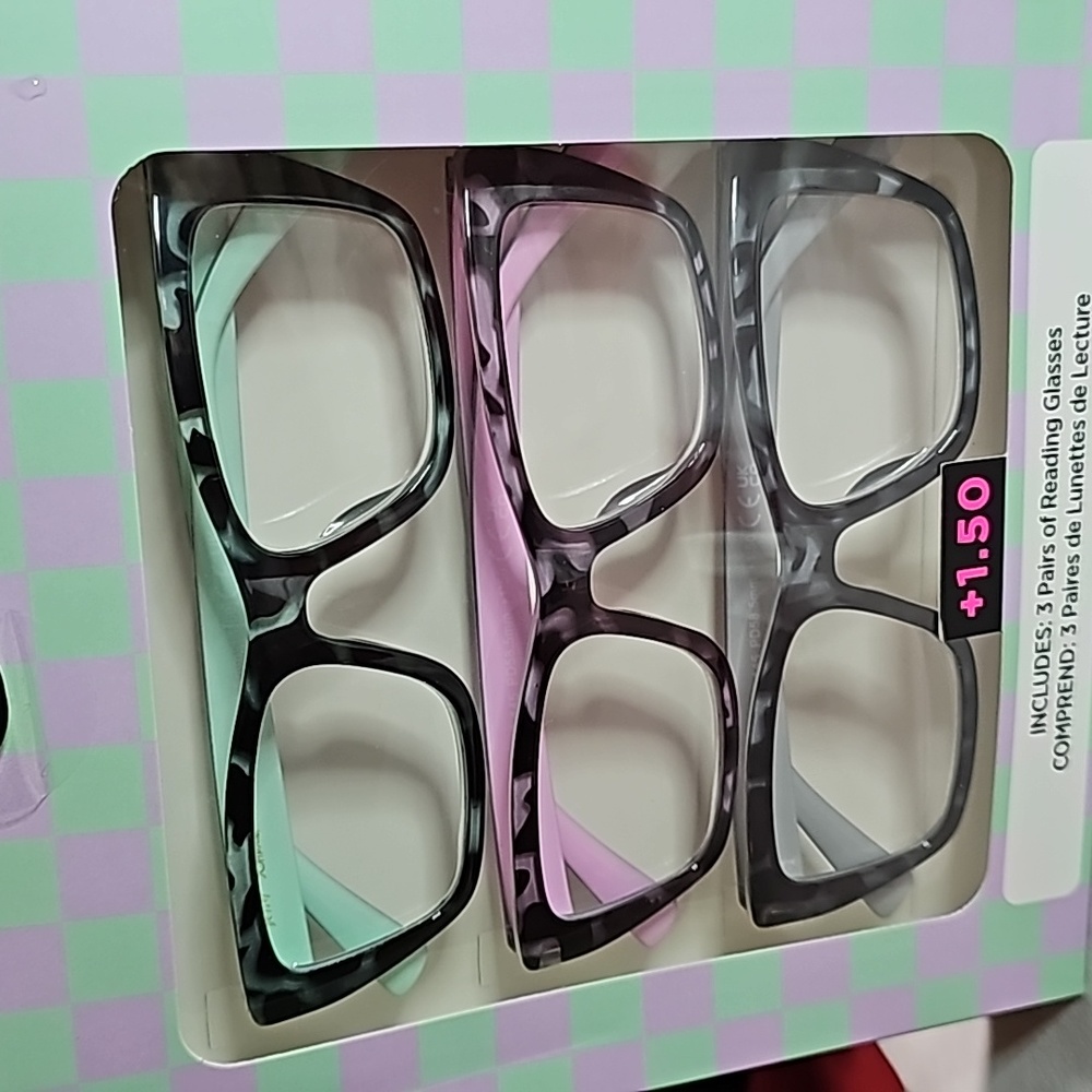 NWT BETSEY JOHNSON READING GLASSES + 150 👓 - Picture 2 of 11